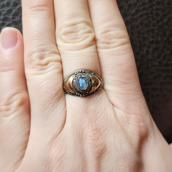 VTG sterling silver ring- size 8 - Picture 10 of 11